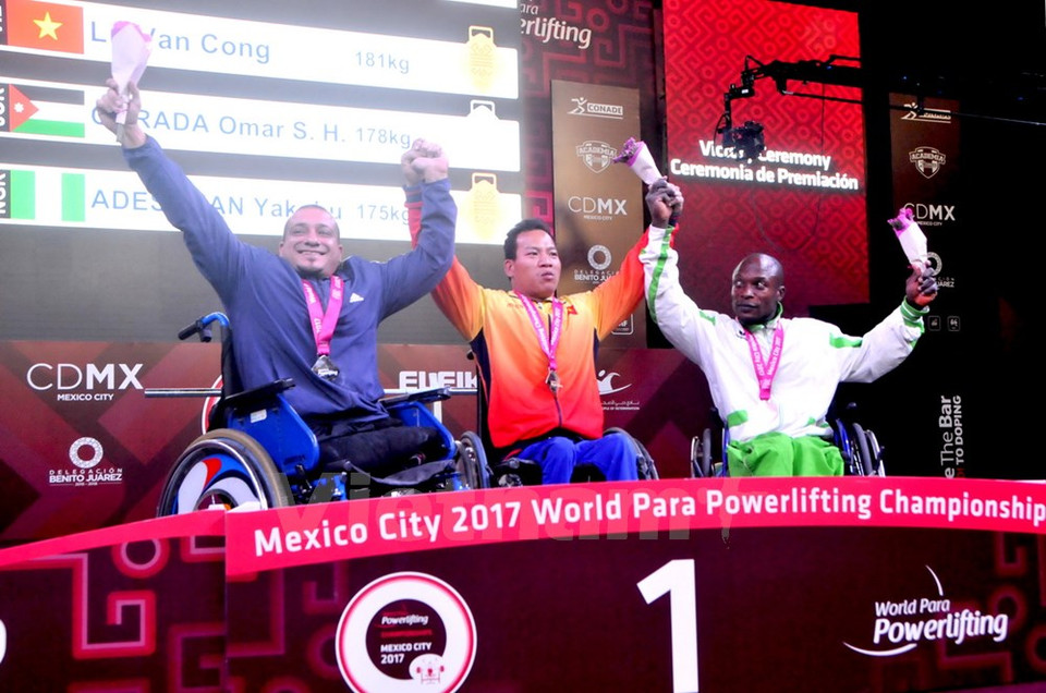 Van Cong logró romper el récord mundial de 183 kilogramos establecidos por él mismo en 2016.