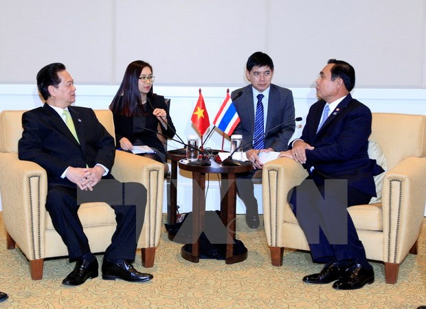 Diálogo entre los dos premieres (Fuente: VNA)