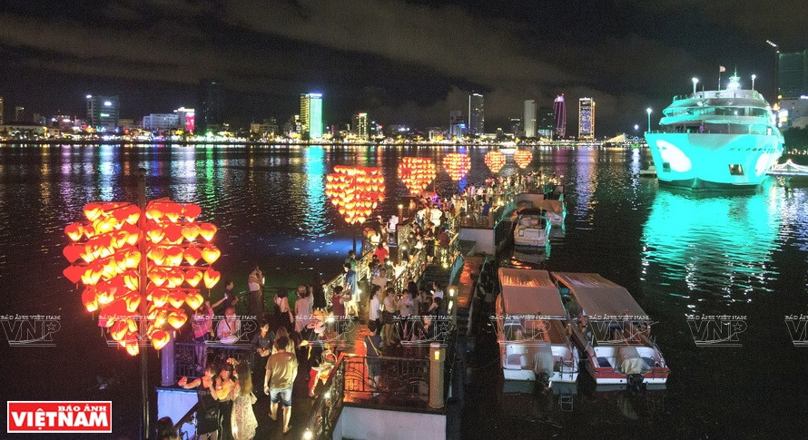 El puente del Amor tiene un estilo arquitectónico único (Fuente: VNA)