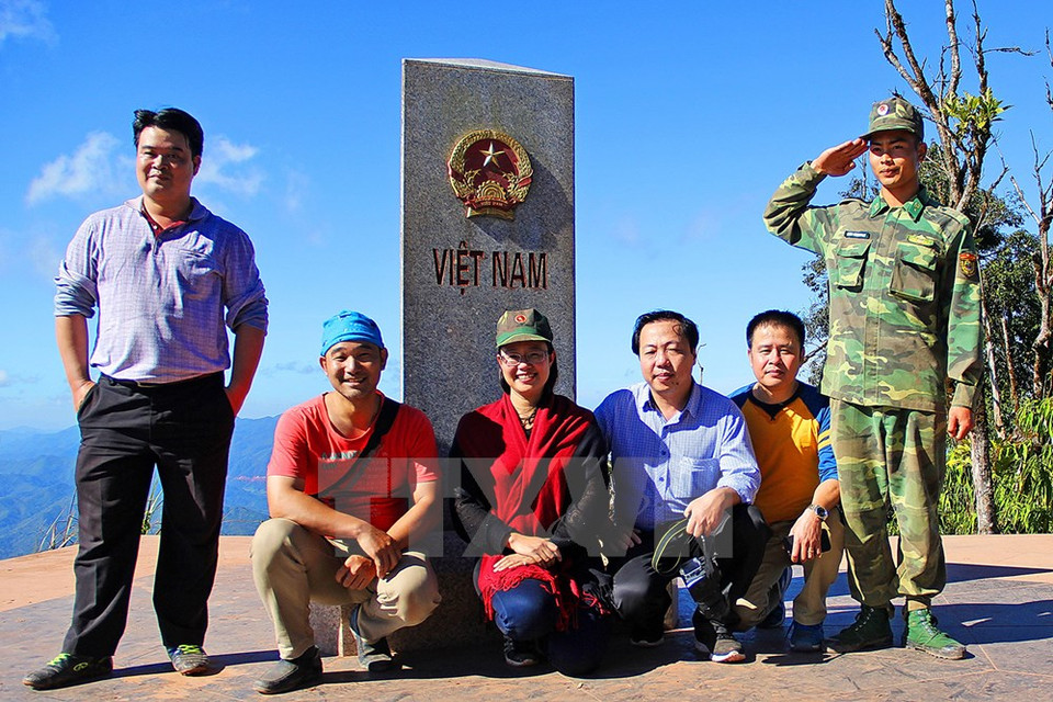 Turistas logran conquistar el monte (Fuente: VNA)