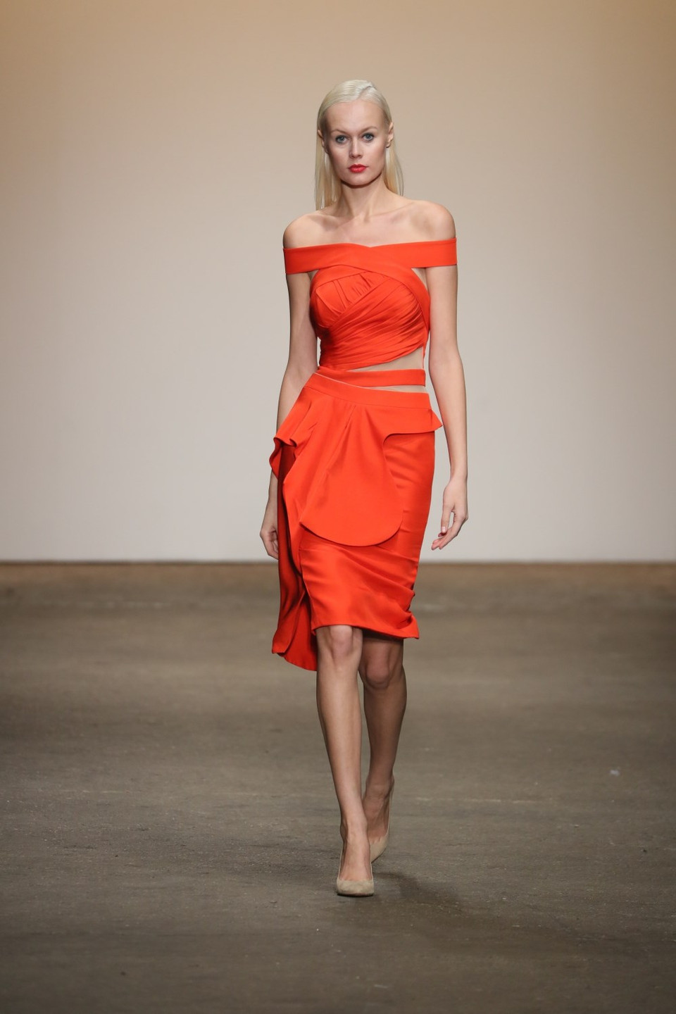 Un traje en la colección de Le Minh Son (Fuente: Nolcha Shows)