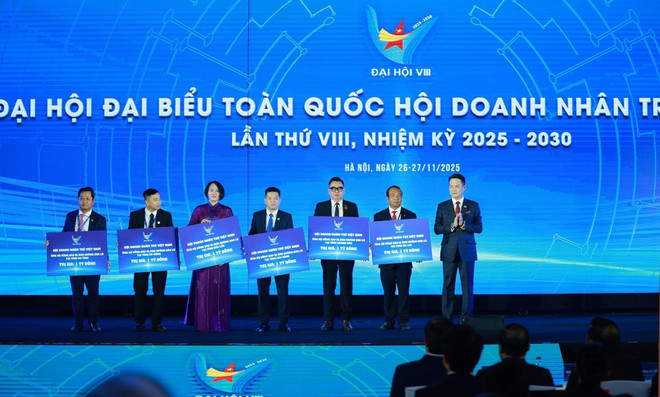 vna-potal-thu-tuong-du-dai-hoi-dai-bieu-toan-quoc-hoi-doanh-nhan-tre-viet-nam-lan-thu-viii-8435649.jpg