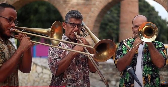 Venezuela enviará una destacada delegación artística a Vietnam, que incluirá al grupo tradicional Tamboriprimo, un referente de la música indígena con más de 25 años de trayectoria. (Foto: VNA) vna-potal-venezuela-tran-trong-sang-kien-to-chuc-ngay-van-hoa-nghe-thuat-quoc-te-tai-ha-noi-8291161.jpg