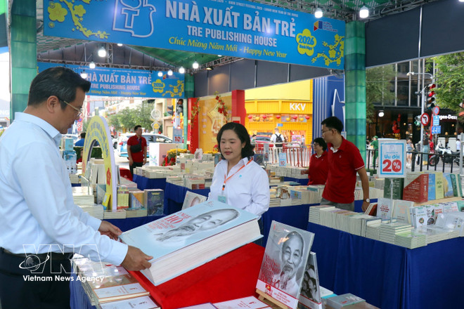 vnanet-thanh-pho-ho-chi-minh-khai-mac-le-hoi-duong-sach-tet-binh-ngo-nam-2026-8594366.jpg