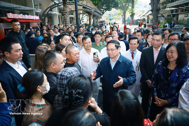 vnanet-thu-tuong-chuc-tet-kiem-tra-cong-tac-ung-truc-cua-nganh-y-te-tai-ha-noi-8595003.jpg