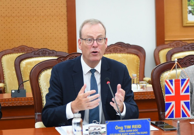 El director ejecutivo de la Agencia de Financiamiento de Exportaciones de Reino Unido (UKEF), Tim Reid. (Foto: periodico Thuonghieucongluan) aa781bd1-7461-4b5c-97ea-07cf980c55db-1758539788.png
