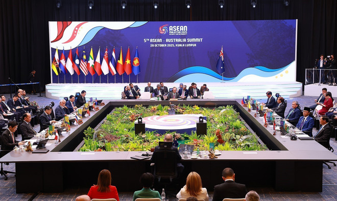 El primer ministro de Vietnam, Pham Minh Chinh, en la quinta Cumbre ASEAN-Australia en Malasia. (Foto: VNA) vna-potal-thu-tuong-du-hoi-nghi-cap-cao-asean-australia-lan-thu-5-8369424.jpg