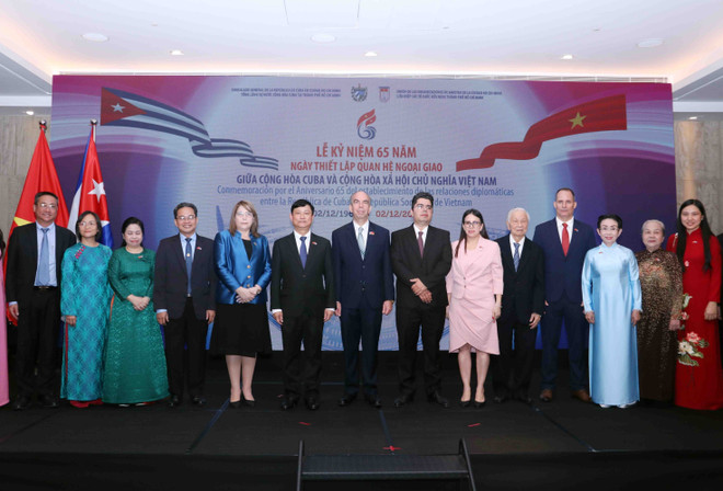 vna-potal-le-ky-niem-65-nam-thiet-lap-quan-he-ngoai-giao-viet-nam-cuba-tai-thanh-pho-ho-chi-minh-8460422.jpg