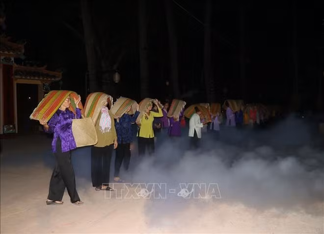 vna_potal_dong_thap_ra_mat_san_pham_van_hoa_-_du_lich_“_cho_ma_dinh_yen”_stand.jpg