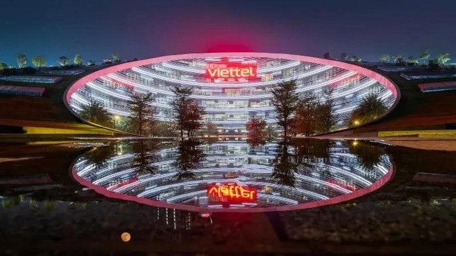 Viettel fue reconocido por noveno año consecutivo como una de las 100 marcas vietnamitas más valiosas en 2024 por Brand Finance. (Fuente: VNA) 1728966619243-7476jpeg-538.jpg.webp