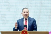 El secretario general del Partido Comunista de Vietnam, To Lam, habla en la cita (Fuente: VNA)