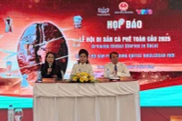 En la rueda de prensa (Fuente: VNA)