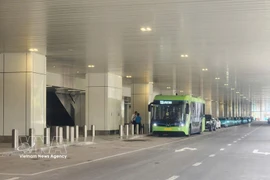 Ciudad Ho Chi Minh refuerza su transporte público con 169 autobuses eléctricos en nueve rutas. (Fuente: VNA)