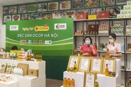 Promoción comercial y posicionamiento de la marca OCOP en Hanoi. (Fuente: doanhnghieptiepthi.vn)