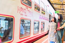 El Tren de Hanoi, también conocido como el “Tren de las Cinco Puertas”. (Fuente: nhandan.vn)