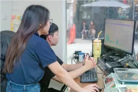 Autoridades competentes brindarán apoyo a las empresas en el proceso de digitalización. (Fuente: baodautu.vn)