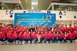 Vietnam envía su delegación deportiva a los SEA Games 33 en Tailandia. (Fuente: VNA)