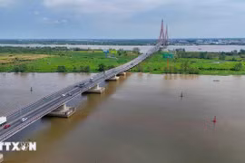 El puente de Can Tho que conecta la ciudad de Can Tho y la provincia de Vinh Long. (Fuente: VNA)