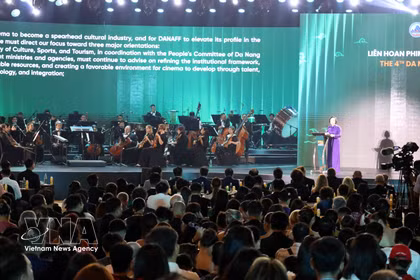 La viceprimera ministra de Vietnam, Pham Thi Thanh Tra, en la inauguració del IV Festival de Cine Asiático de Da Nang. (Foto: VNA)