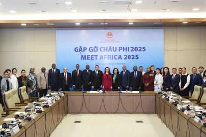 Participantes en el evento. (Foto: VNA)