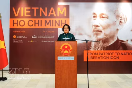 La embajadora de Vietnam en Grecia, Pham Thi Thu Huong, en el evento. (Foto: VNA)