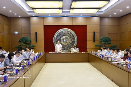 El presidente de la Asamblea Nacional de Vietnam, Tran Thanh Man, insta a renovar la gestión en sector de cultura y sociedad. (Foto: VNA)