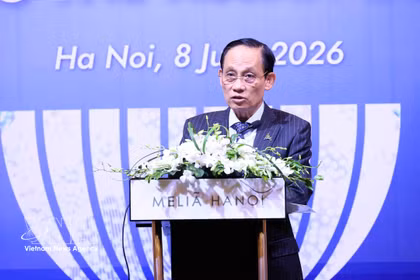 El miembro del Buró Polítiico y ministro de Relaciones Exteriores de Vietnam, Le Hoai Trung, en la ceremonia de apertura del Foro del Futuro de la ASEAN. (Foto: VNA)