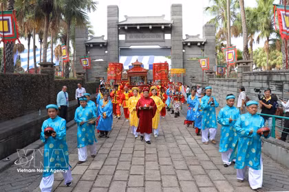 Vietnam conmemora Día de los Reyes Hung con ceremonias solemnes en todo el país (Foto: VNA)
