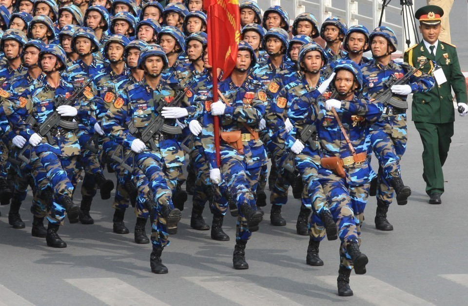 Soldados de la Infantería de Marina participando en el desfile con motivo del 70.º aniversario de la Revolución de Agosto y el Día Nacional, el 2 de septiembre de 2015. Foto: VNA