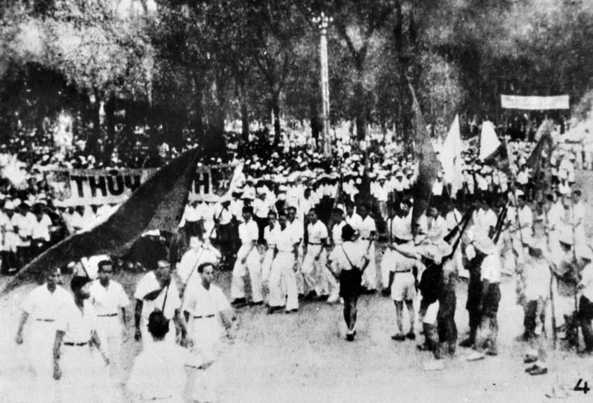 El pueblo de Saigón (actual Ciudad Ho Chi Minh) respondió al llamamiento de Levantamiento General del Comité Central del Partido Comunista y del Presidente Ho Chi Minh. Foto: Archivo de VNA