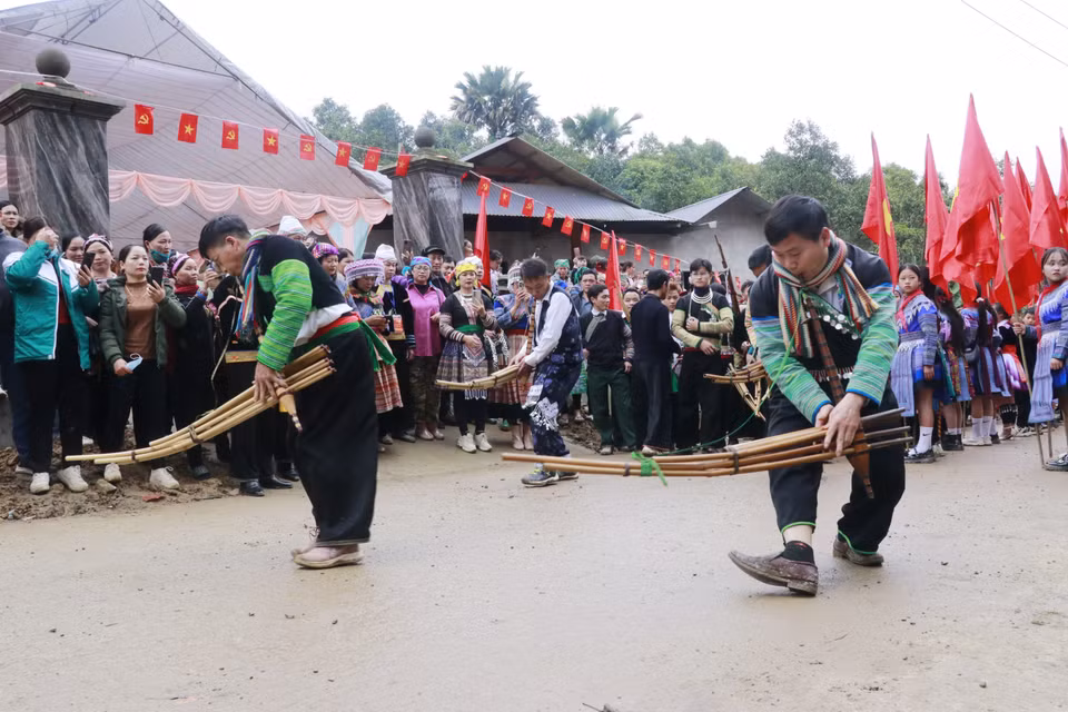A través de festivales, se busca conservar la cultura y crear un espacio para que los turistas vivan experiencias únicas. Foto: VNA