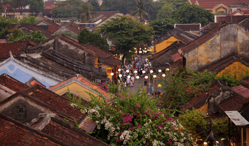 El eterno atractivo del patrimonio no reside en sus estructuras inmóviles, sino en su vitalidad en la vida cotidiana. Foto: VNA