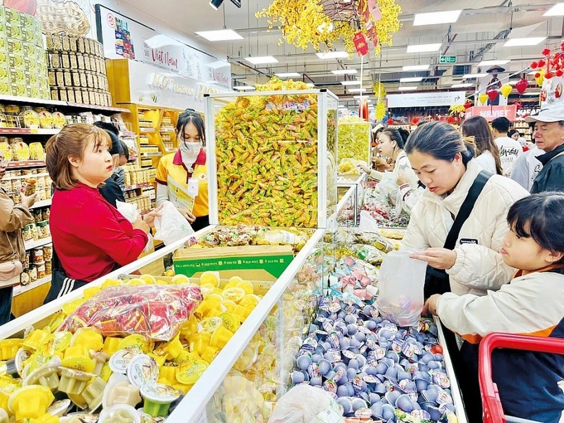 El IPC en enero de 2025 aumentó un 0,98% debido principalmente a la creciente demanda de consumo por el Año Nuevo Lunar. Foto de archivo. (Fuente: thoibaotaichinhvietnam.vn)