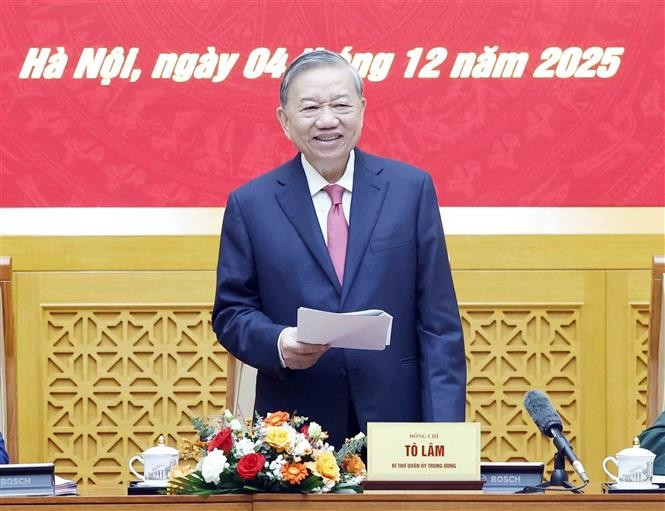 El secretario general del Partido Comunista de Vietnam, To Lam, habla en la cita. (Foto: VNA)