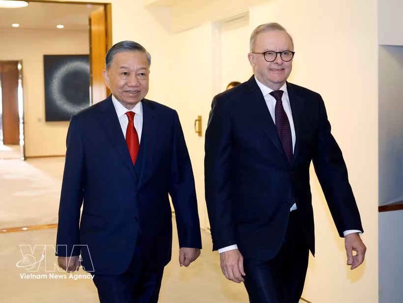 El secretario general del Partido Comunista de Vietnam y presidente de la República, To Lam, y el primer ministro de Australia, Anthony Albanese. (Foto: VNA)