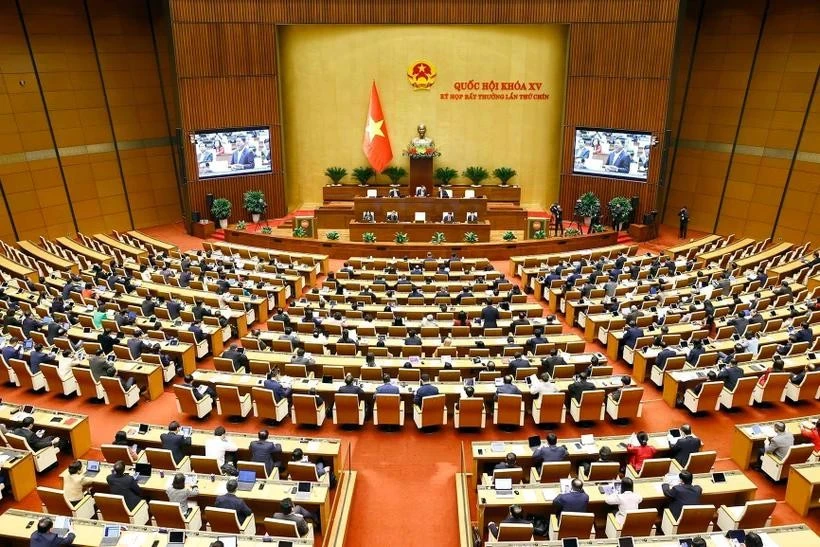 Durante la novena reunión extraordinaria de la Asamblea Nacional de Vietnam la XV legislatura (Fuente: VNA)