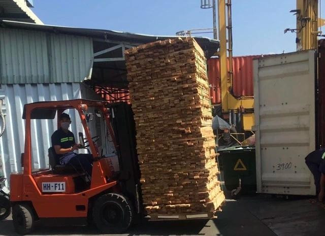 A partir del 31 de marzo, se redujo al 0% el impuesto de importación para ciertos productos de madera provenientes de Estados Unidos (Foto: VNA)