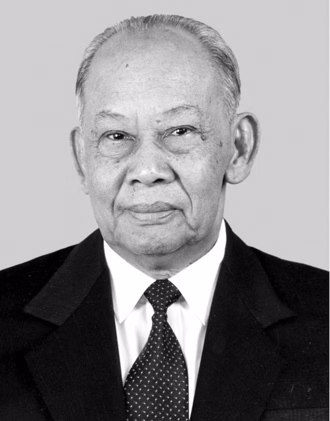 Khamtay Siphandone, expresidente del Partido Popular Revolucionario de Laos (PPRL), expresidente del Estado y exprimer ministro de Laos (Fuente: VNA)