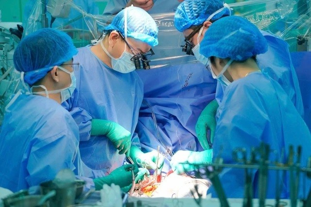 El trasplante de órgano en el Hospital Universitario de Medicina y Farmacia de Ciudad Ho Chi Minh. (Foto suministrado por el propio Hospital)