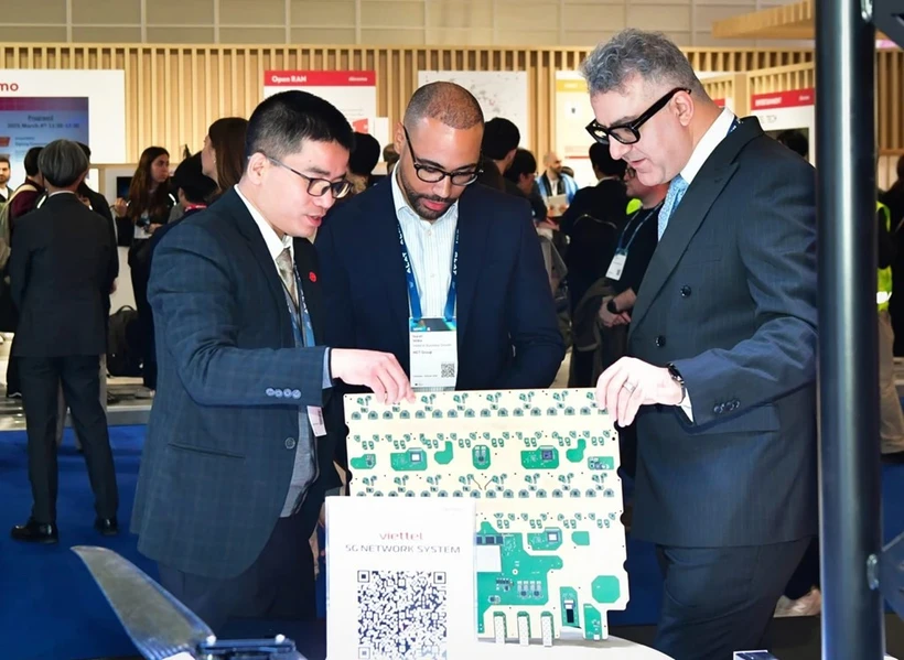 Además de las pruebas de 5G, Viettel High Tech está buscando activamente oportunidades para ampliar su cartera de soluciones de infraestructura de red en Medio Oriente. (Foto: VNA)