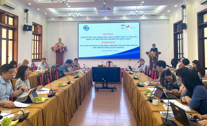 En el seminario (Fuente: thuenhanuoc.vn) 1 (26).jpg