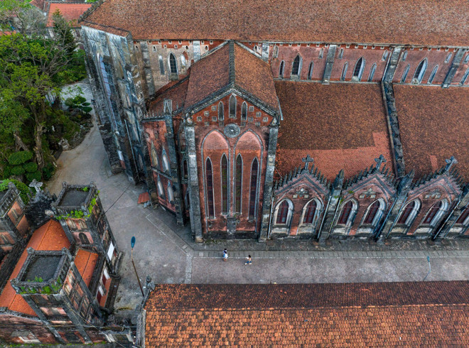 La Basílica de So Kien 4.jpg