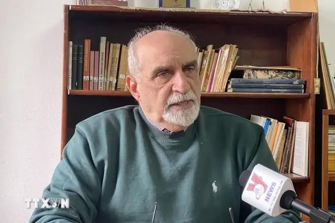 Jorge Kreyness, secretario general del Partido Comunista de Argentina, en la entrevista concedida a la Agencia Vietnamita de Noticias (Fuente: VNA) tong-bi-thu-dang-cong-san-argentina-ve-nhung-dong-gop-cua-tong-bi-thu-nguyen-phu-trong-2307-104.jpg.webp