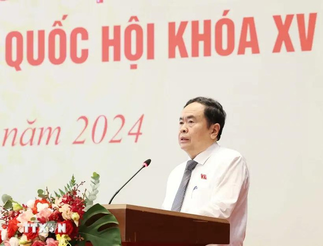 El presidente de la Asamblea Nacional de Vietnam, Tran Thanh Man, pronuncia un discurso (Fuente: VNA) 2708quochoi2-6637.jpg.webp