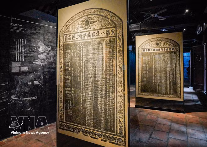 vnanet-potal-ha-noi-khai-mac-trung-bay-su-da-luu-danh-8577858.jpg