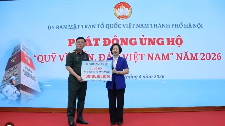 Hanoi lanza campaña de recaudación de fondo por el mar de Vietnam. Foto: hanoimoi