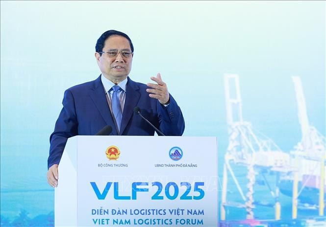 El primer ministro de Vietnam, Pham Minh Chinh, habla en el evento. (Foto: VNA)
