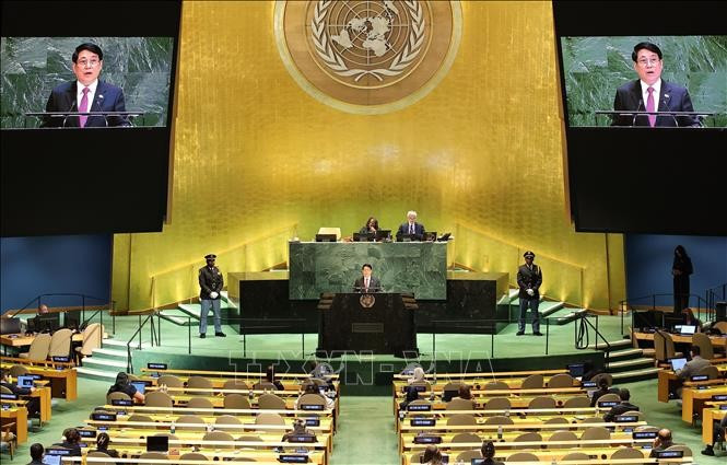 El presidente Luong Cuong interviene en el Debate General de Alto Nivel del 80.º periodo de sesiones de la Asamblea General de las Naciones Unidas. Foto: VNA
