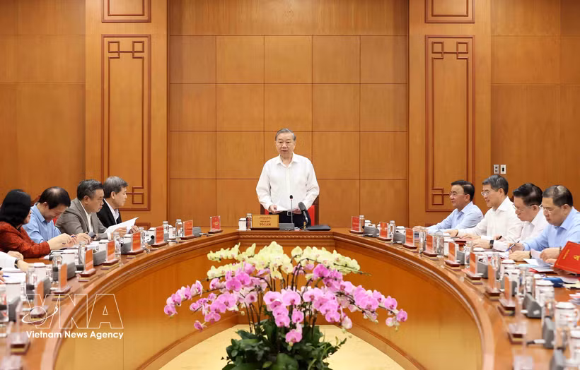 El secretario general del Partido y presidente de Vietnam, To Lam, habló en una reunión sobre el trabajo de prevención y lucha contra la corrupción, el 18 de marzo de 2026. Foto: VNA)