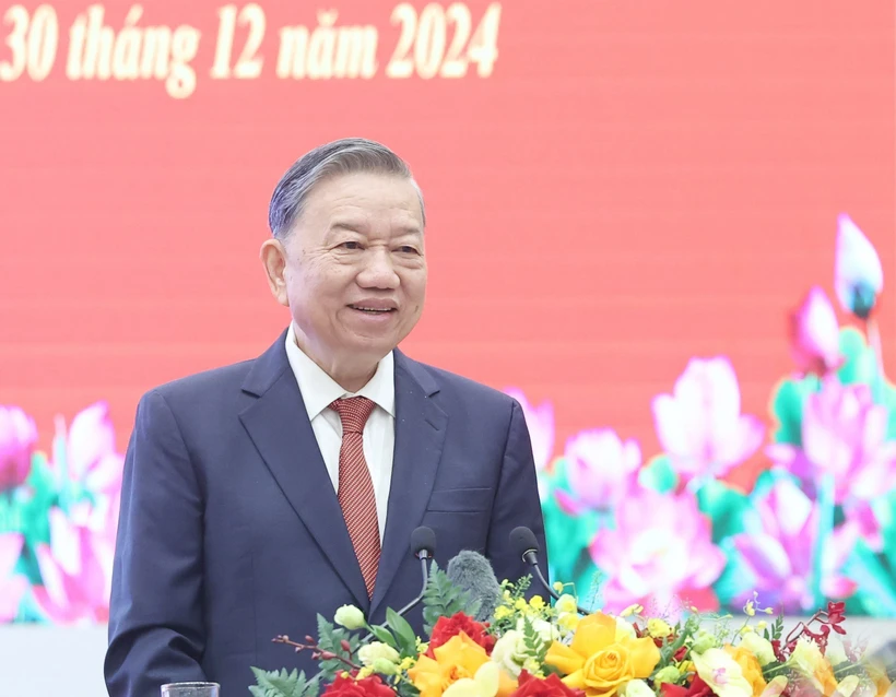 El secretario general del Partido Comunista de Vietnam, To Lam, habla en el evento. (Fuente: VNA)